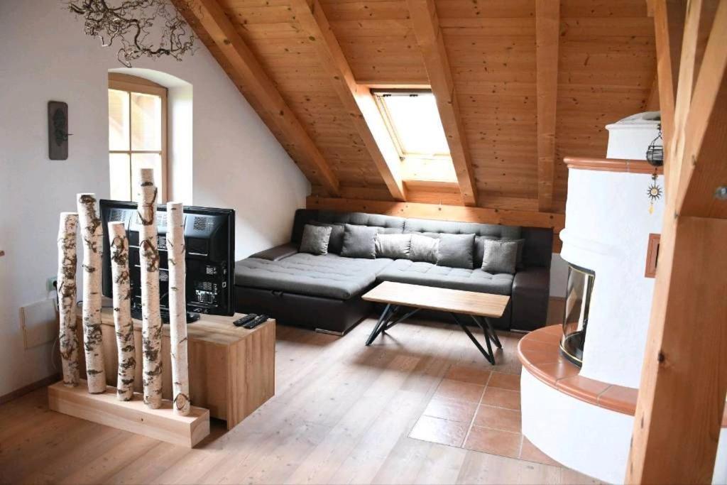Ferienwohnung Glueck Saaldorf-Surheim 外观 照片